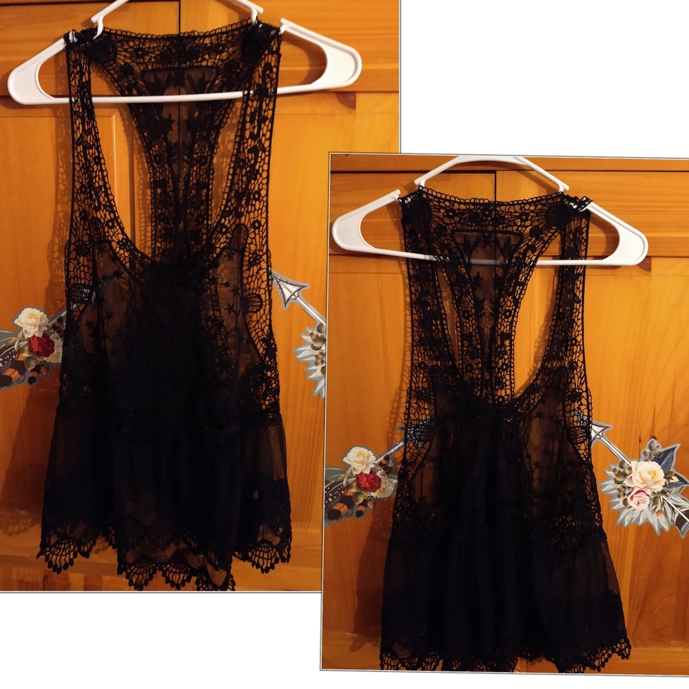 Women Lace/Shear Top